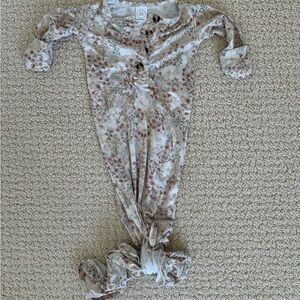 Lou Lou & Co Pearl knitted gown